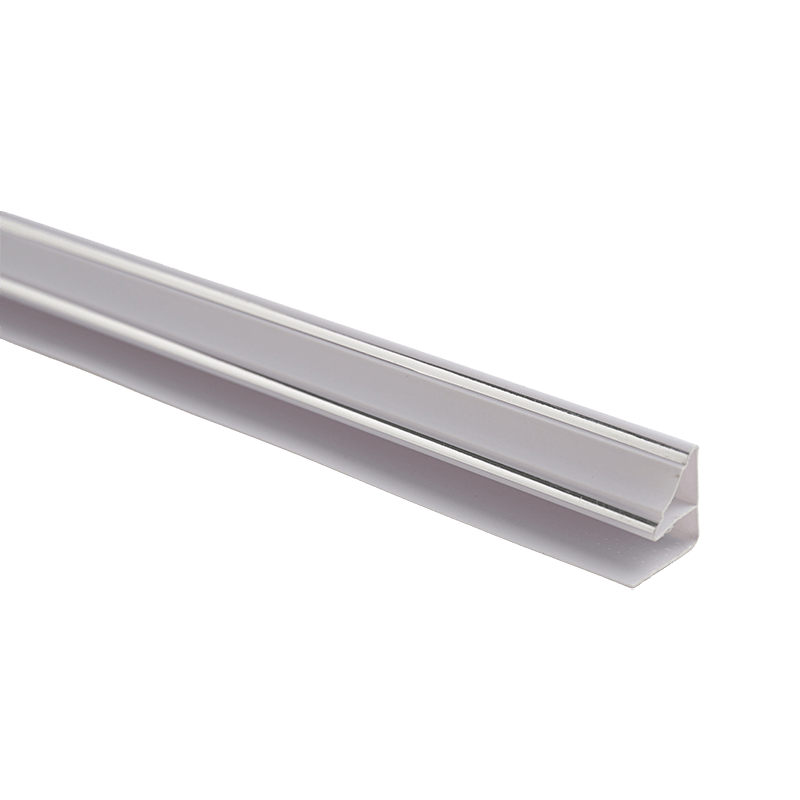 مقطع PVC مقاس 0.85*0.85 سم، 90 جم/م مع زاوية فضية مختومة على الساخن